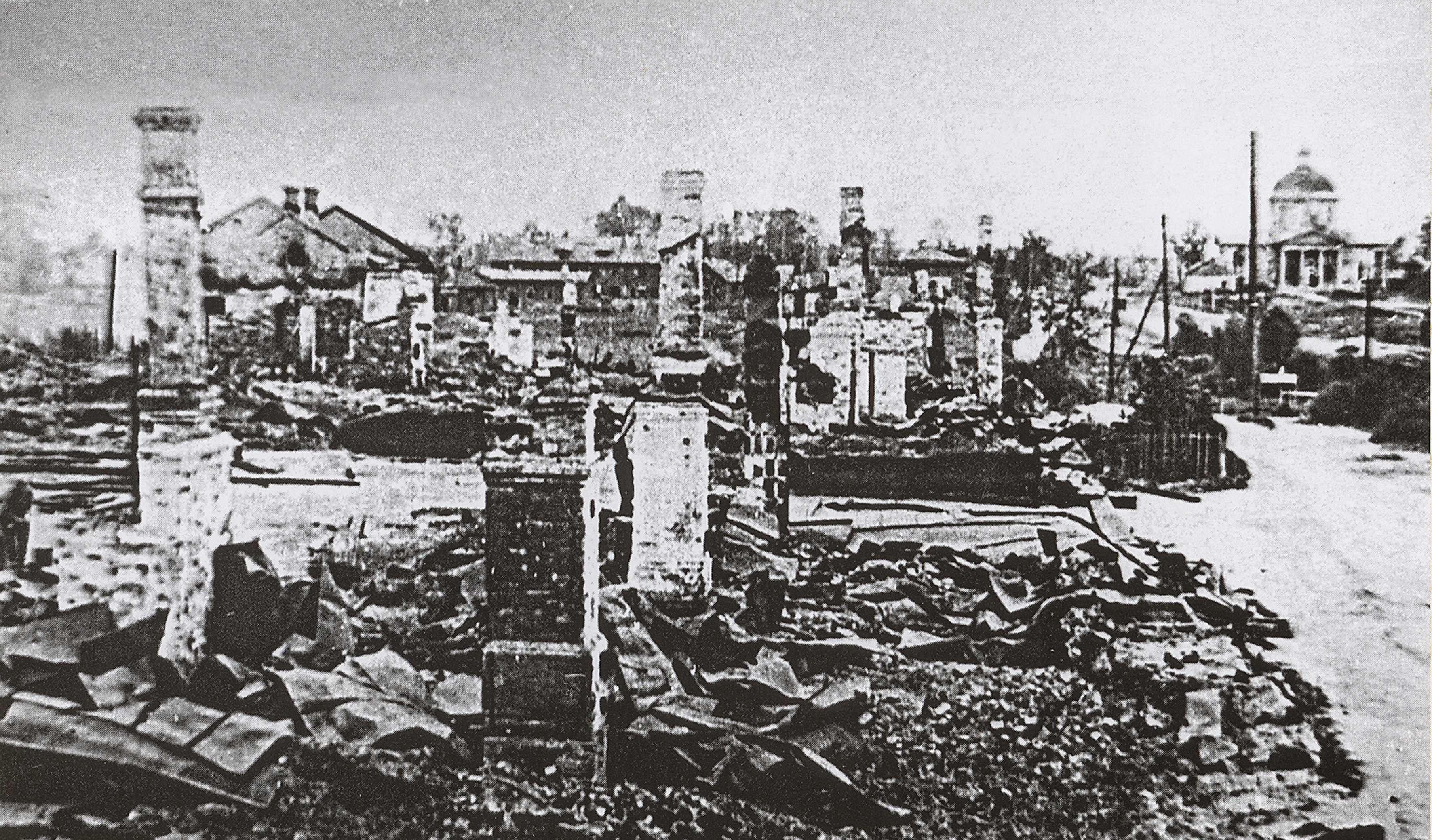 1945