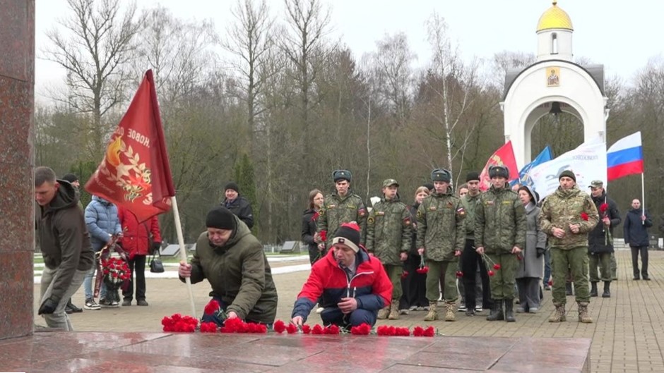 971d34f5 d6cb 40b7 a48b ce4aa9db707f1