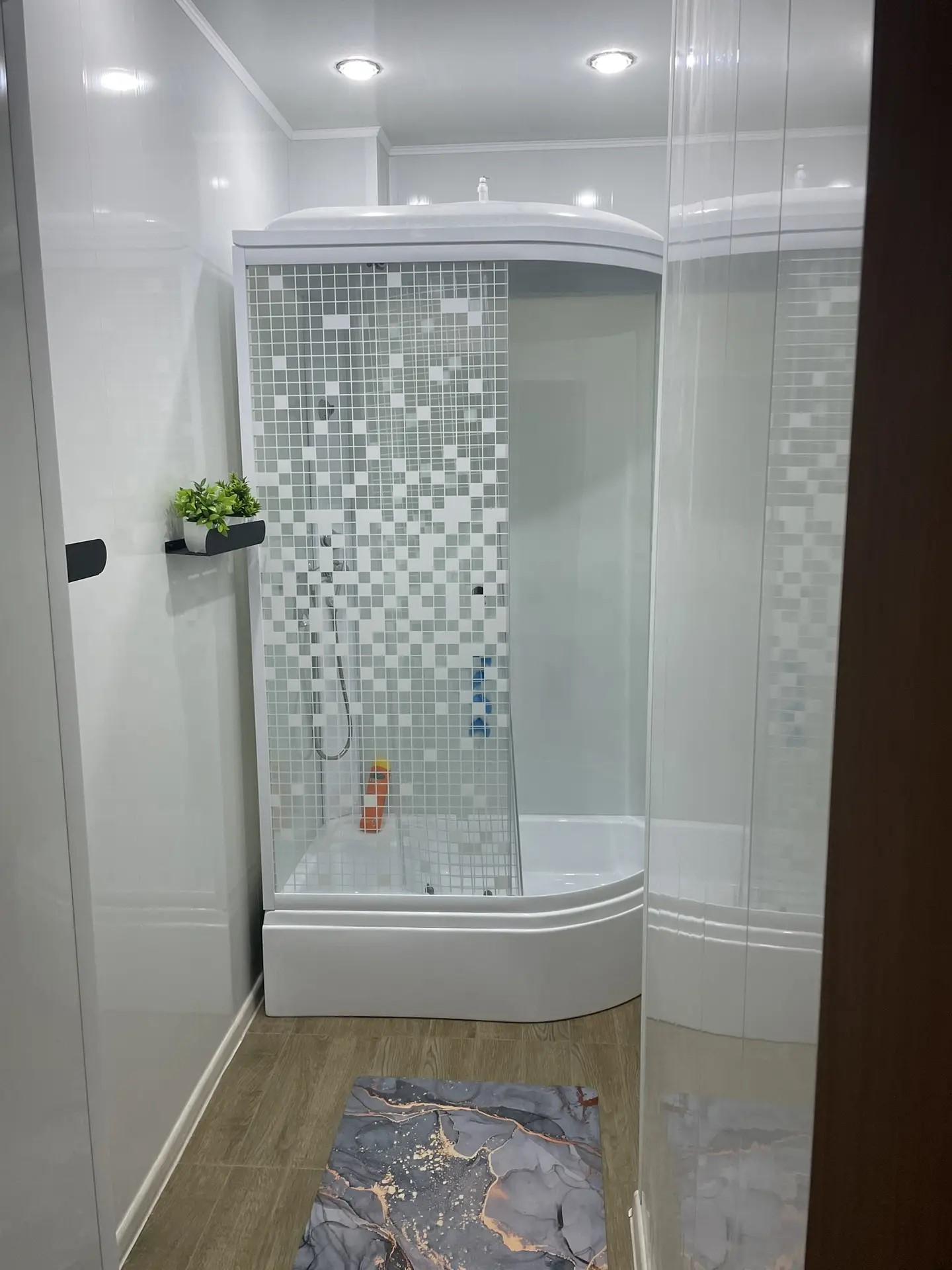 ef9e435a 59e8 48a0 a924 5b7f56fc44bd